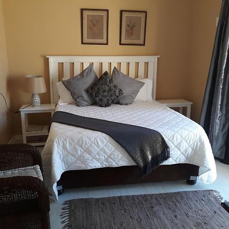 African Dreams Bed And Breakfast East London Exteriér fotografie